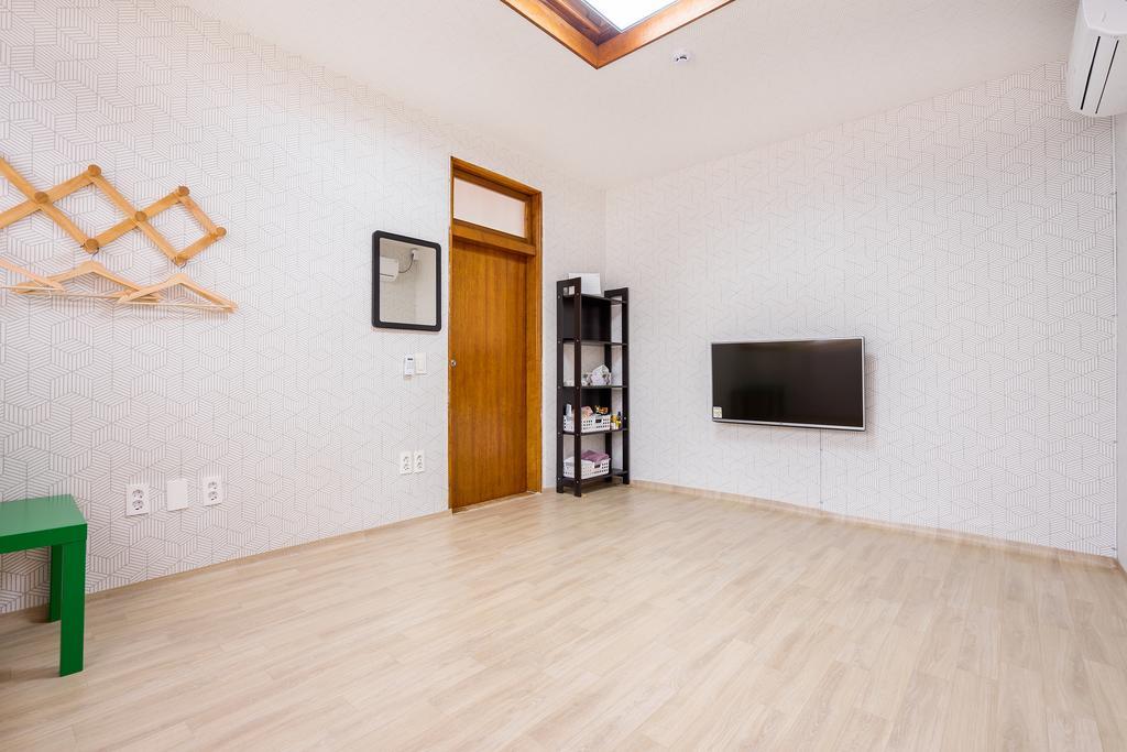 Yours Guesthouse In Tongyeong Buitenkant foto